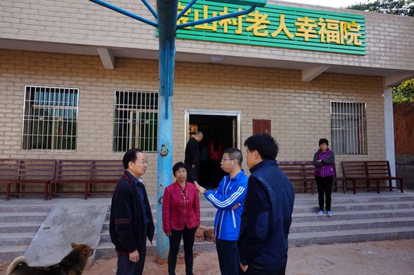 广州工程技术职业学院扶贫工作向导小组深入调研扶贫攻坚义务
