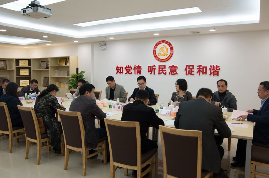 隋广军与教师党支部书记代表茶叙 推进下层党建思政工作